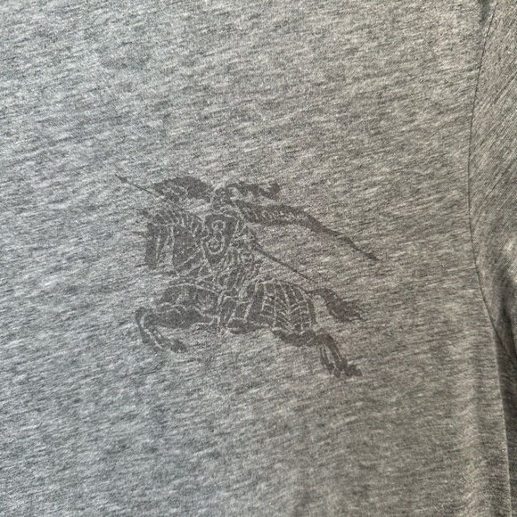 Burberry Logo Printed Grey T-Shirt size Large - Picture 2 of 3